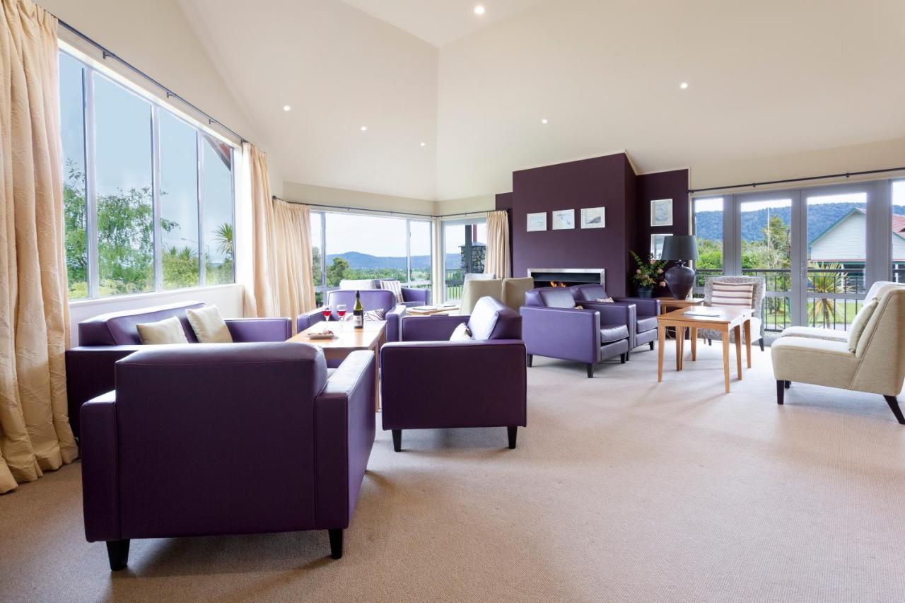 Te Weheka Boutique Hotel Fox Glacier Exteriör bild